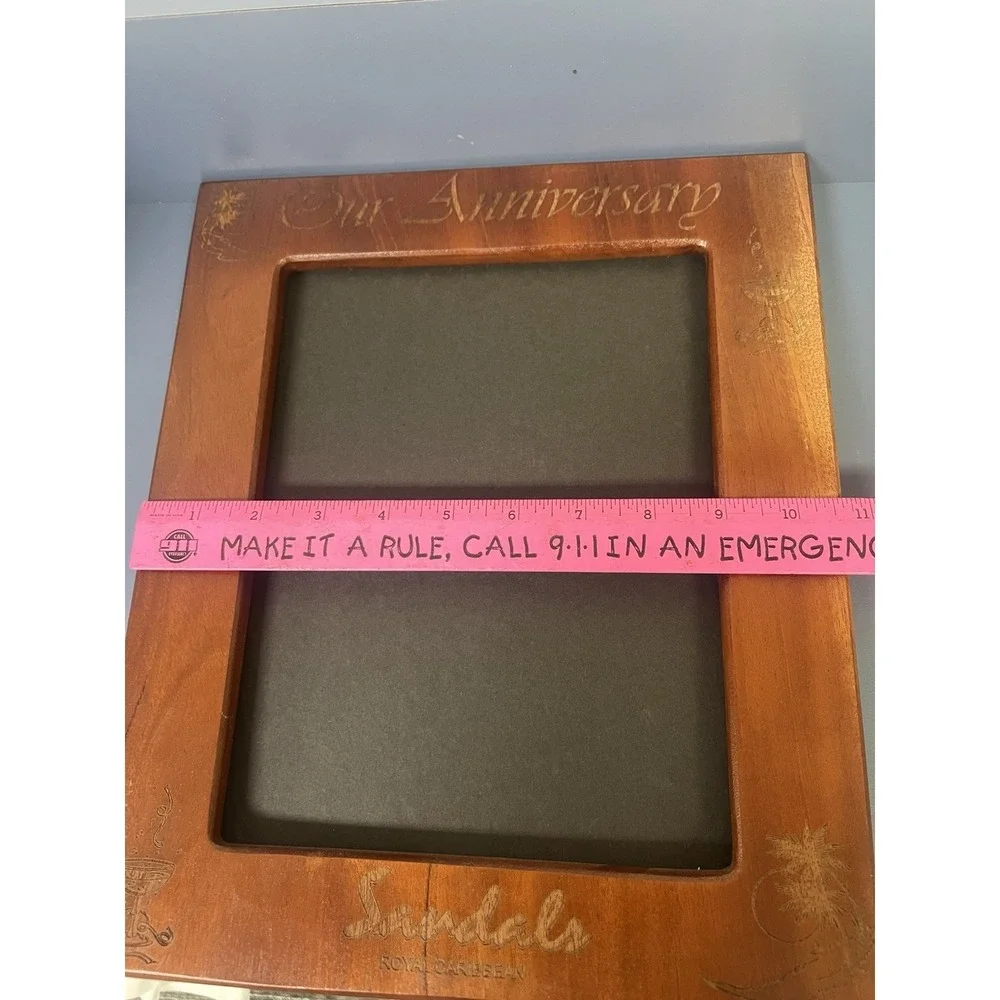 Vintage Sandals Resort Our Anniversary ROYAL CARIBBEAN‎ Wood 8x10 PICTURE FRAME